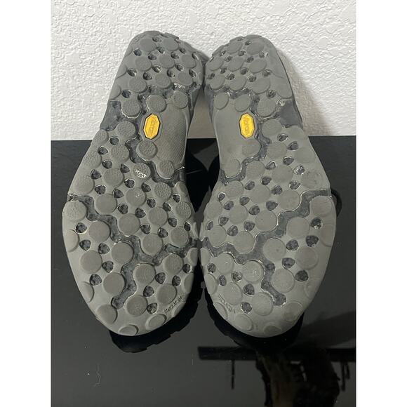 New Balance Minimus 10v1 Womens Size 9.5 Black Athletic Running Shoes Sneakers - Picture 7 of 12